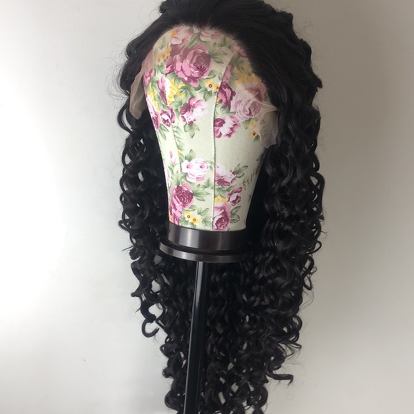 - 22” AME HUMAN BLEND Brown Curly LaceFront *NEW*
